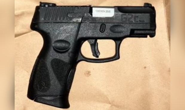Cops shoot and kill armed man in Brooklyn confrontation